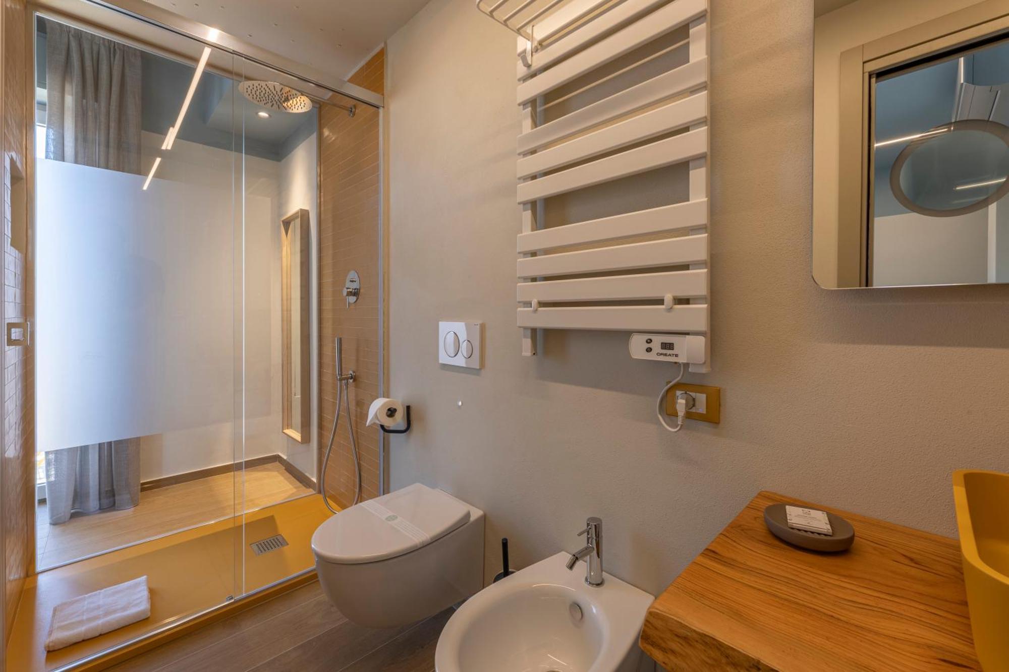 Luci Sul Mare -Boutique Rooms Follonica Luaran gambar